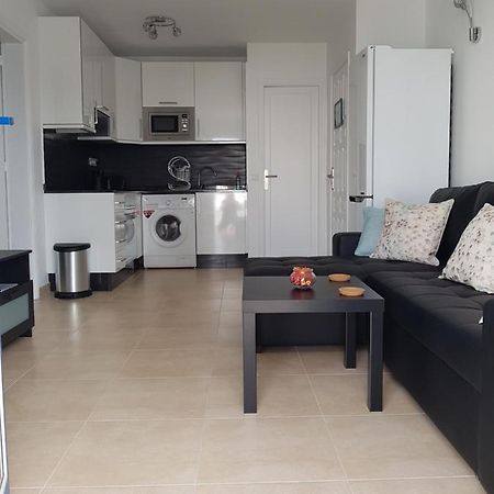 Atalaya 1st Floor Poolside Apartment Puerto del Carmen  Buitenkant foto